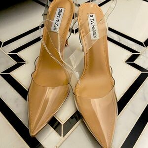 ***NWT Steve Madden Stilettos***